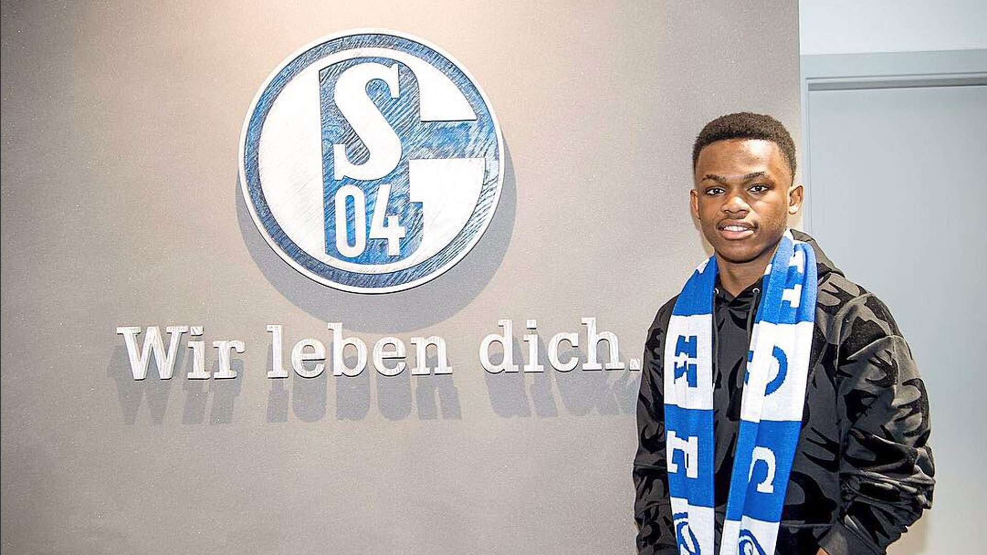 队在控球权 队在控球权