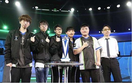 以及他们在 以及他们在